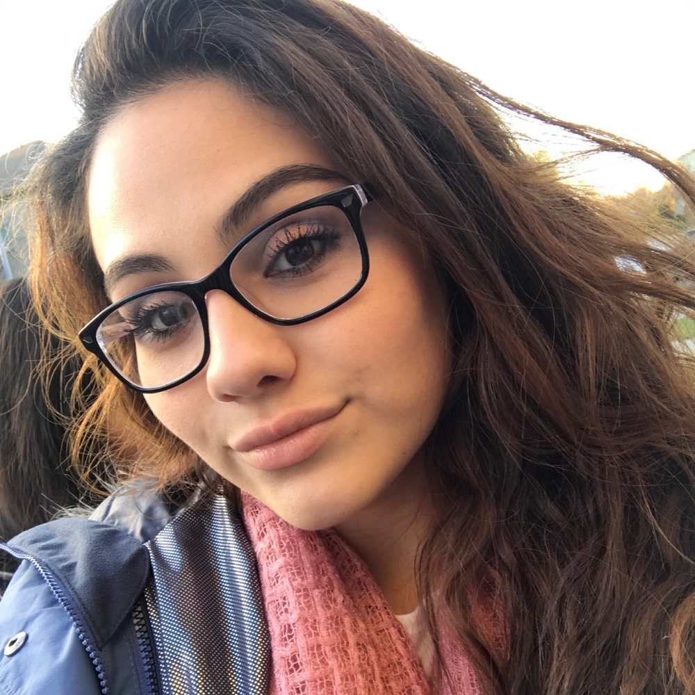 Meet your Posher, Lizzie